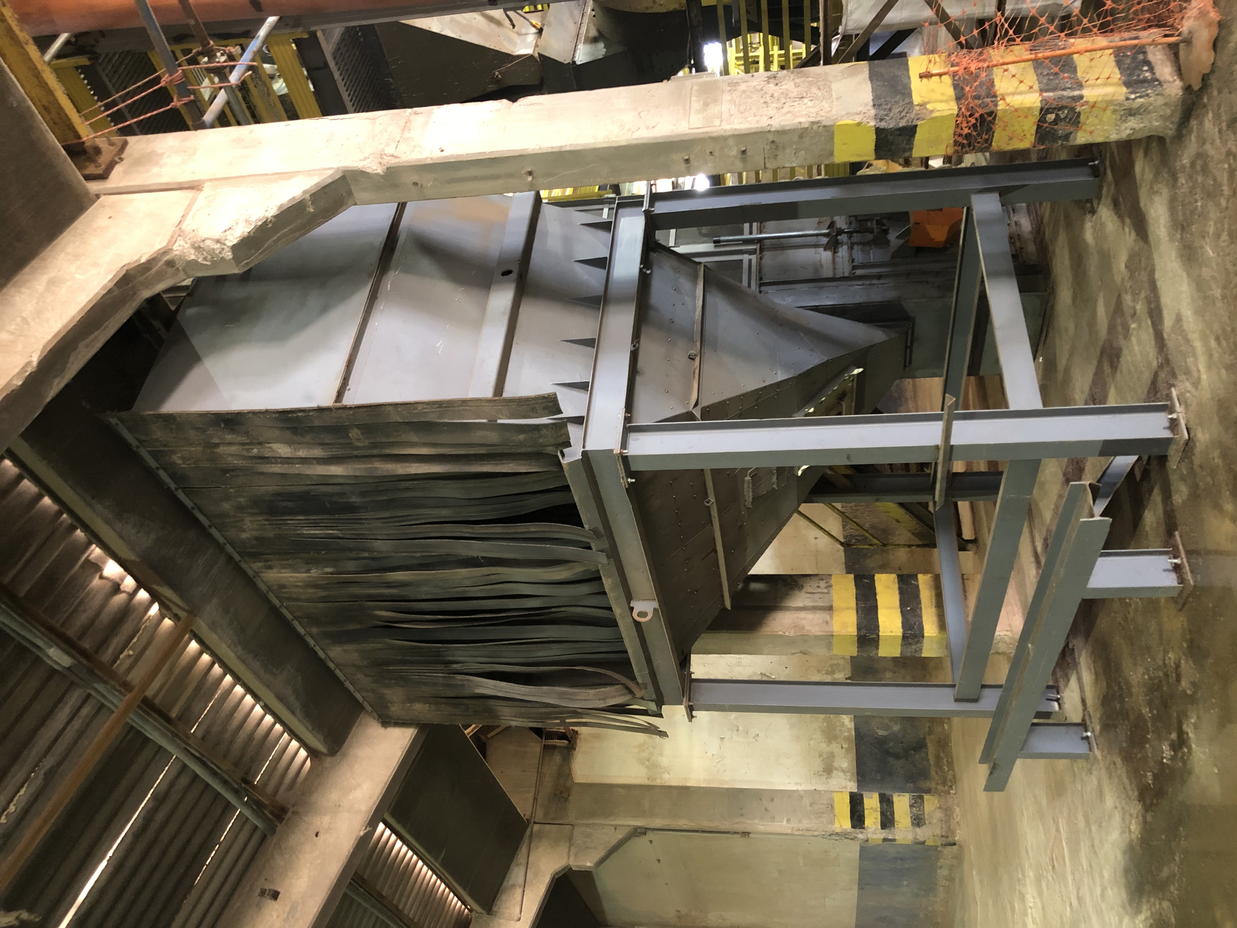 Moega rodoviária para fertilizantes